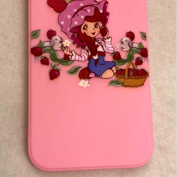 Strawberry Shortcake Phone Case w/Beaded Lanyard - Picture 8 of 15
